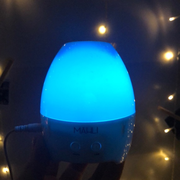 Color Changing Diffuser - Picture 2 of 3